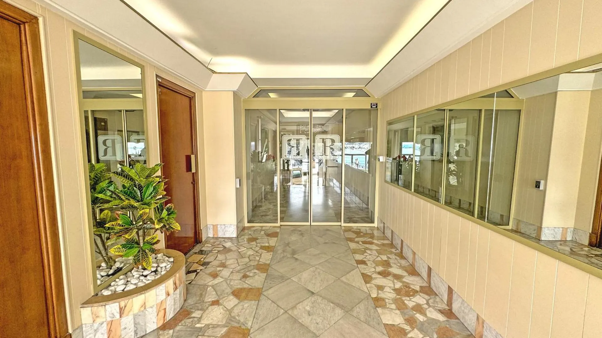 Apartman Promenade Holiday - Rocamare Promenade Nizza Franciaország